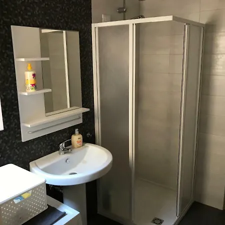 Riviera Lanterna بيت للعطل